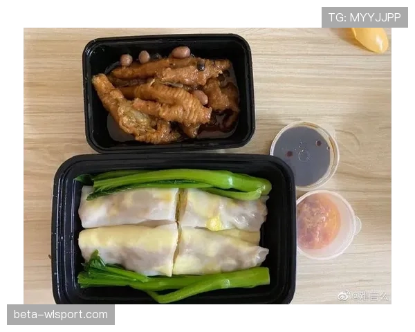 侯志慧赛前啃鸡腿那会儿,谁懂她训练完连奶茶都算着毫升喝的自律啊 侯志慧赛前啃鸡腿那会儿,谁懂她训练完连奶茶都算着毫升喝的自律啊